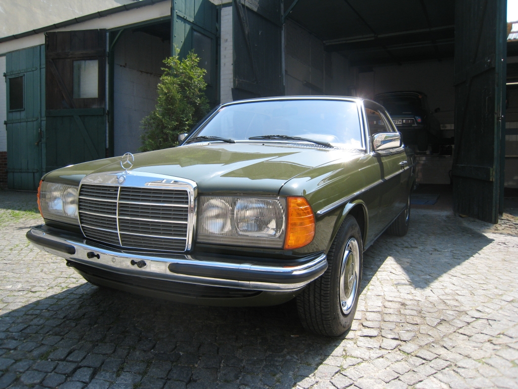 W123 Mercedes